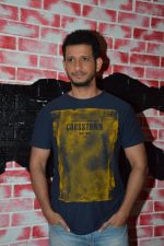 Sharman Joshi promote War Chhod Na Yaar on the sets of Channel V D3 Sets in Mumbai on 6th Oct 2013 (1).JPG